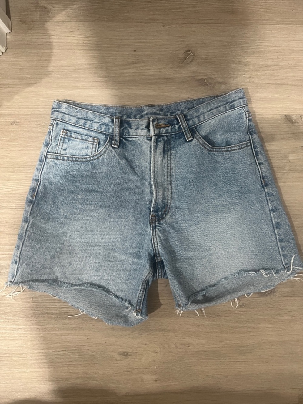 John Galt Classic High-Rise Light Blue Denim Cut Off Shorts Size Medium